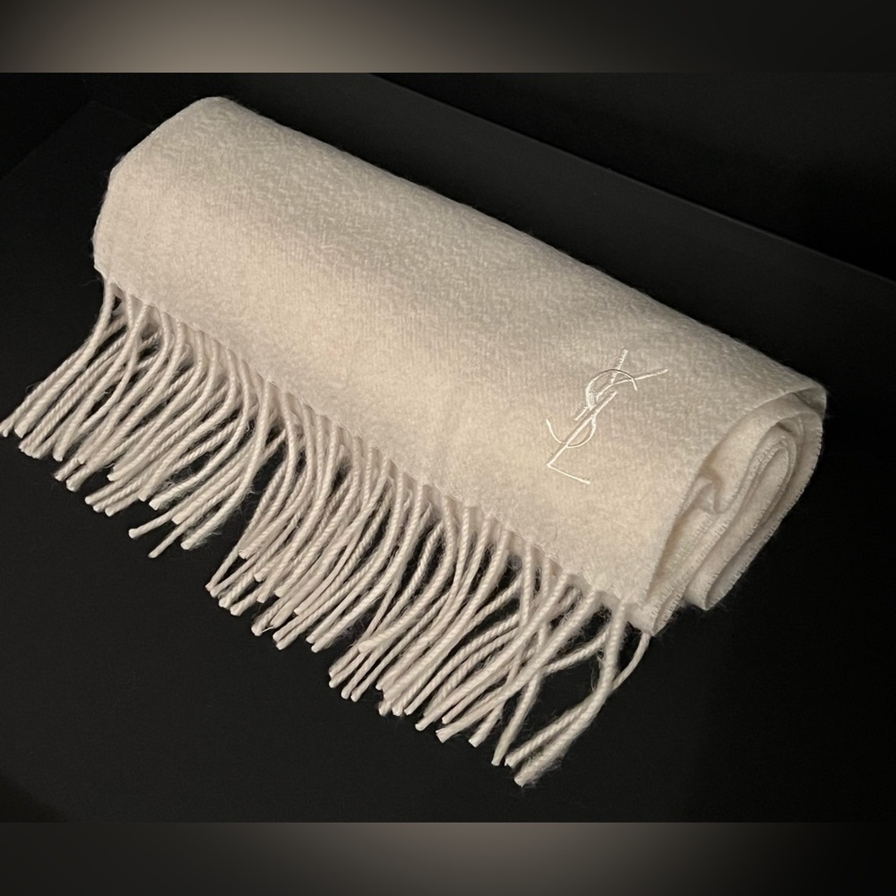 🛑SOLD🛑 SAINT LAURENT SCARF - Picture 1 of 10